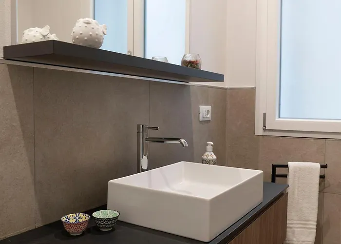 Le Di Vada/ Le Tamerici * Vada